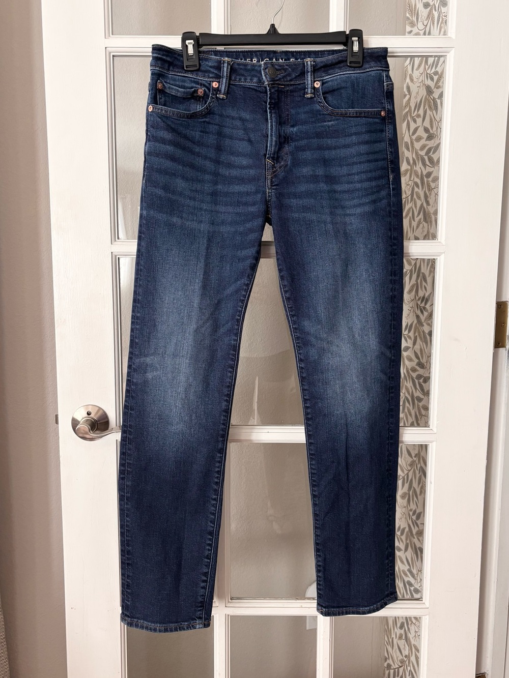 AMERICAN EAGLE Slim Straight Airflex+ Jeans Medium/ Dark Wash 30 x 32